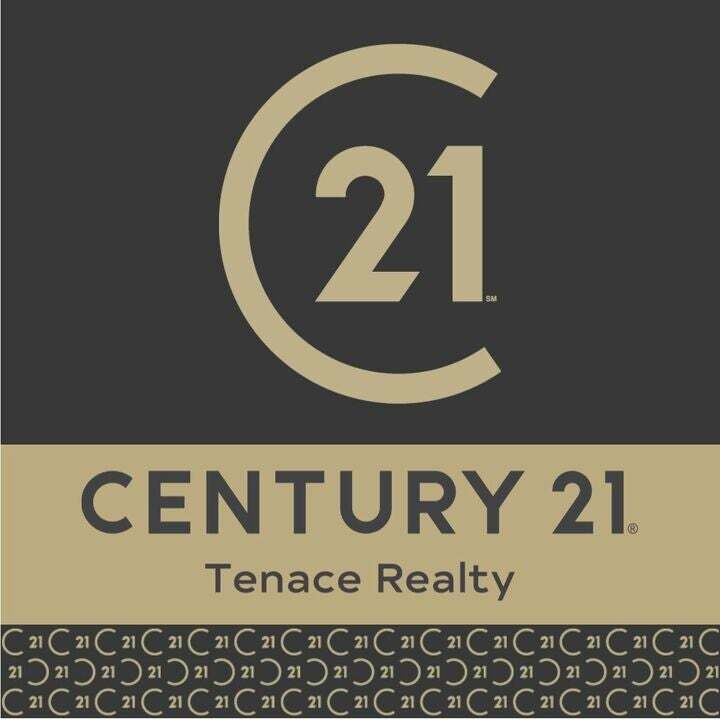 Tara Berger,  in Boynton Beach, Tenace Realty