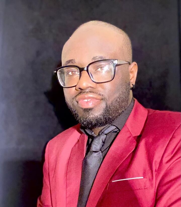 John Evans III,  in Troy, Professionals