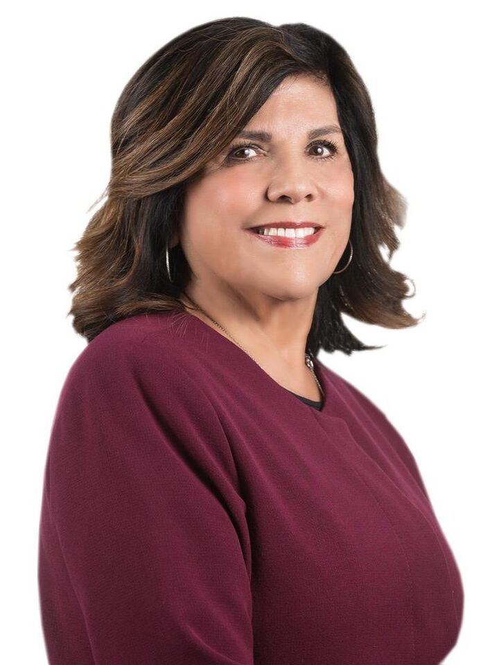 Nancy Vicuna, Real Estate Salesperson in Victorville, Home Source