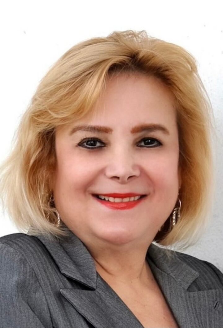 Jacqueline Suarez, Real Estate Salesperson in Miami, World Connection