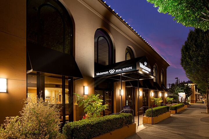 Windermere Edmonds,  in Edmonds, Windermere