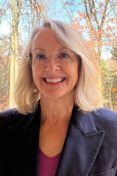 Barbara McCollom, Associate Real Estate Broker in Mount Pleasant, Mt. Pleasant Realty