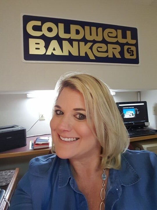 Dawn Midgette, Real Estate Salesperson in Kill Devil Hills, Seaside Realty