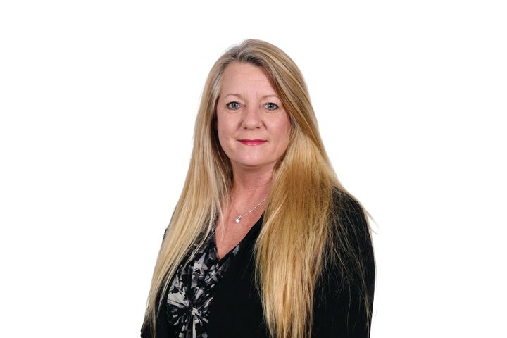 Gayla Robinson, Real Estate Salesperson in Harrah, Judge Fite Company
