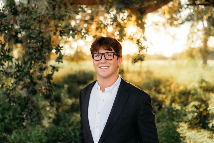 Ashton Smith, Real Estate Salesperson in Pearland, Tevas