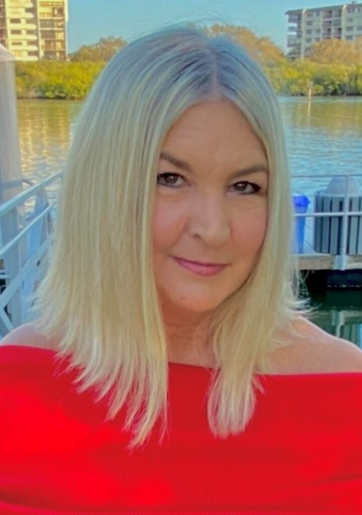 Lori Benton, Real Estate Salesperson in Madeira Beach, Beggins Enterprises