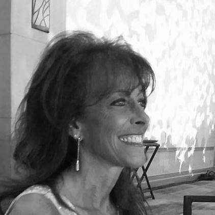 Holli Kudlak, Real Estate Salesperson in Winchester, Premier