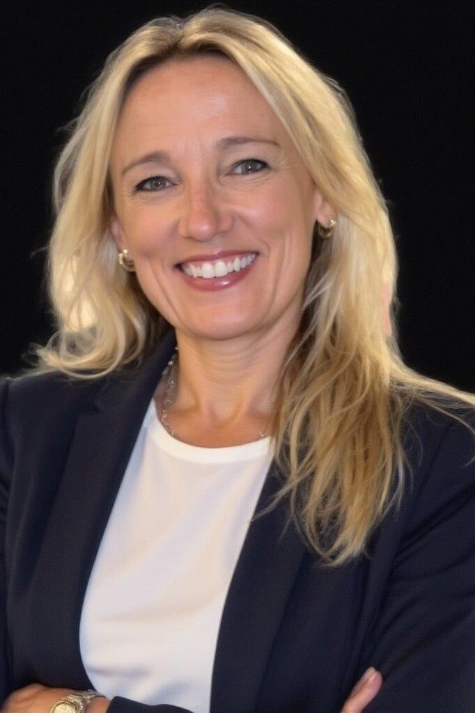 Andrea Summers, Real Estate Broker/Real Estate Salesperson in Clermont, Hubbard Hansen