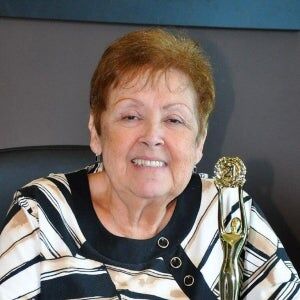 Michelle Fowler, Real Estate Salesperson in Anaheim, Affiliated