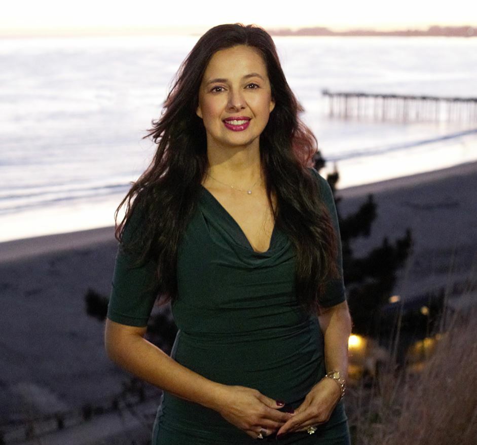 Angelica Martinez, REALTOR® in Santa Cruz, David Lyng Real Estate