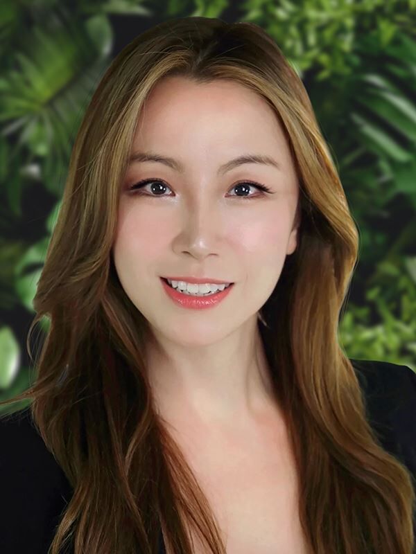 Lea Lee, Real Estate Salesperson in Honolulu, Pacific Properties