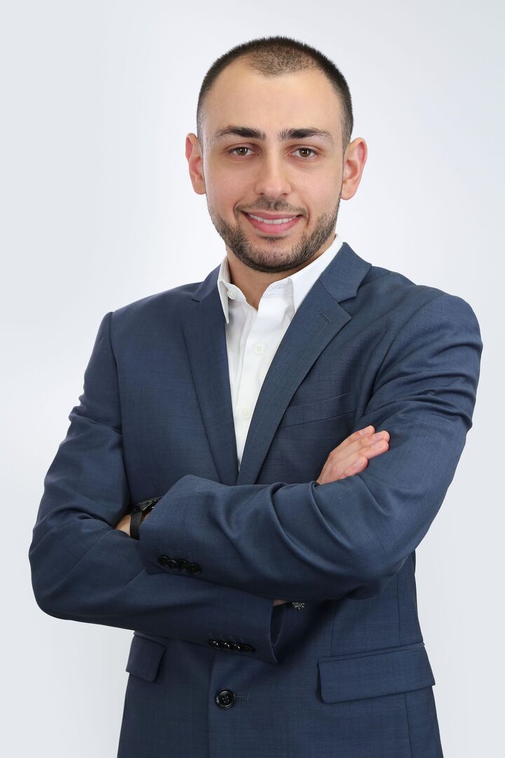 Hamlet Setaghiyan, Real Estate Salesperson in Glendale, Hallmark Realty