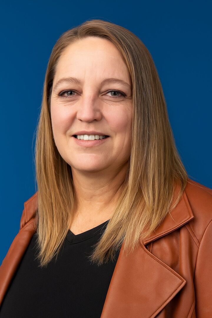 Tina Lucas,  in Bellevue, RSVP Brokers ERA