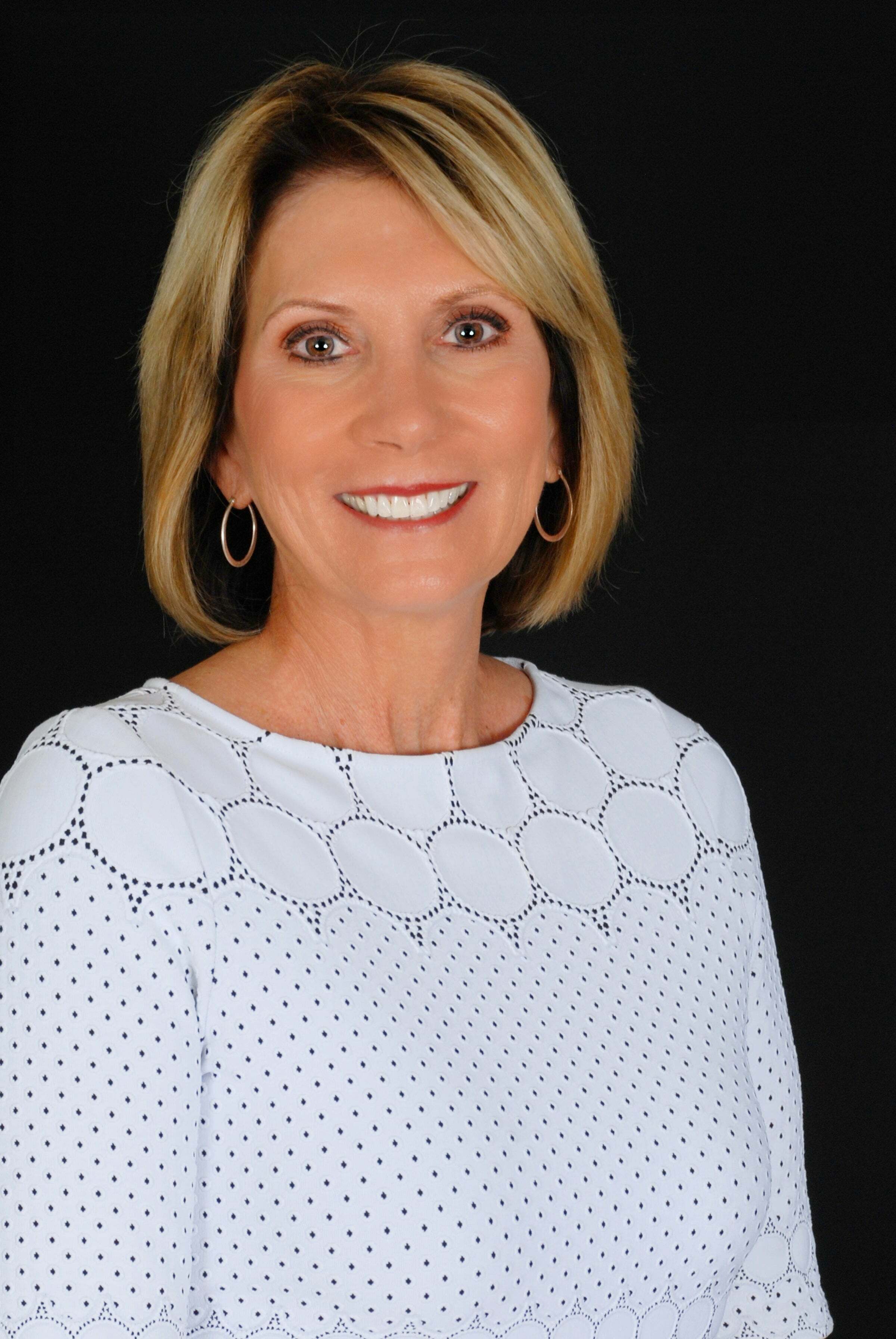 Ellen Gesell, Real Estate Salesperson in Lakewood Ranch, Atchley Properties