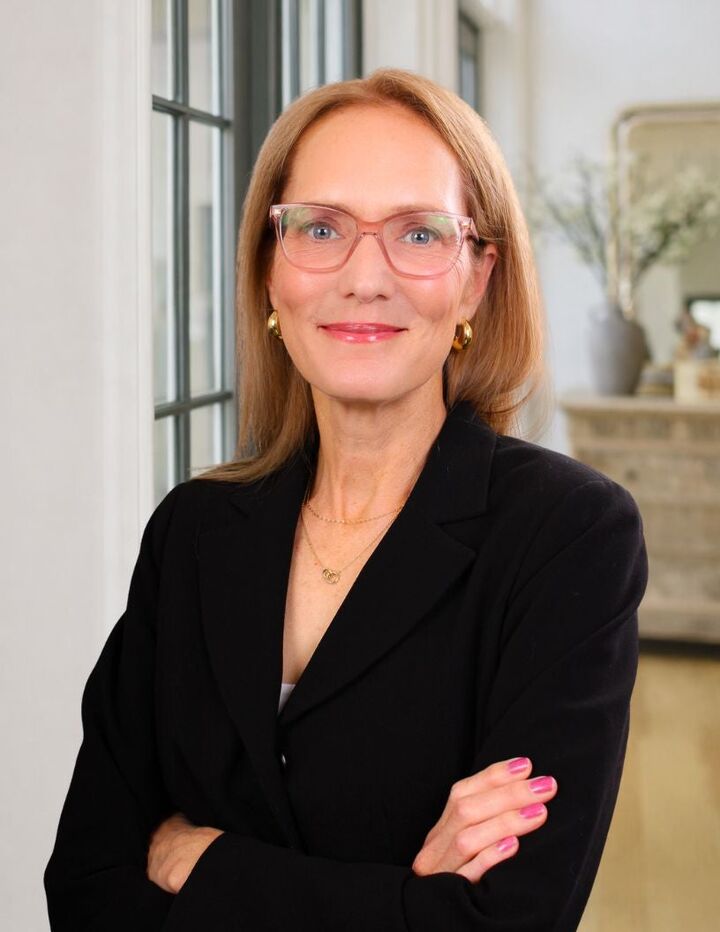Jennifer Loukedis, Real Estate Salesperson in Doylestown, Hearthside