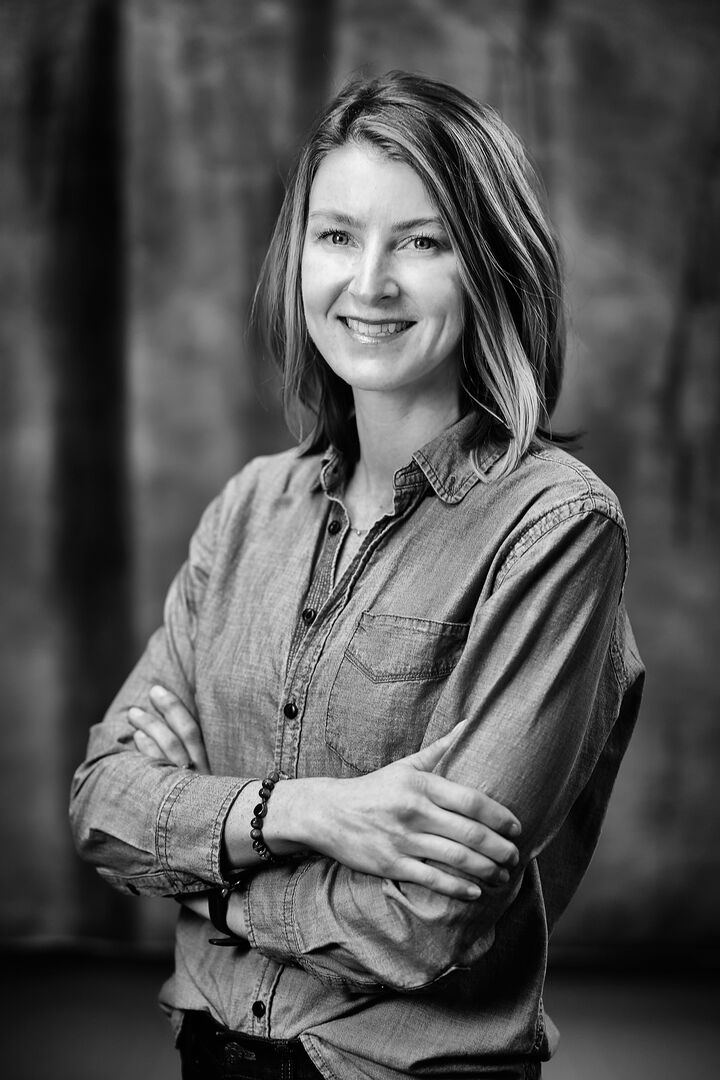 Jennifer Slavik, Real Estate Salesperson in Midland, Signature Realty