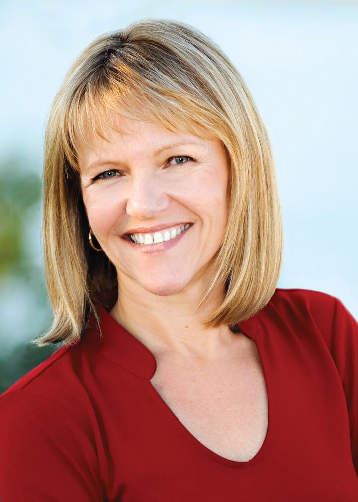 Maureen Winsor, Real Estate Salesperson in Port Charlotte, Tropical Breeze Realty