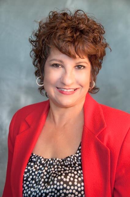 Patricia Hawks, Real Estate Salesperson in El Paso, Heritage Real Estate