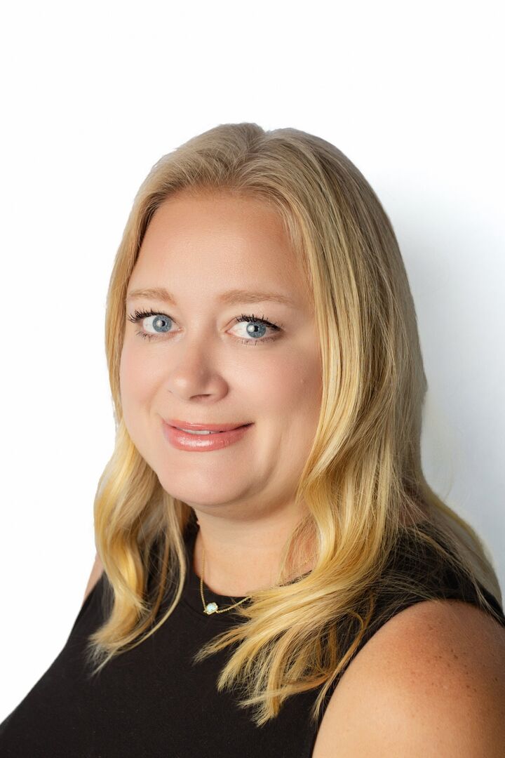 Danielle Edmonds, Real Estate Salesperson in Jasper, Lindsey & Pauley
