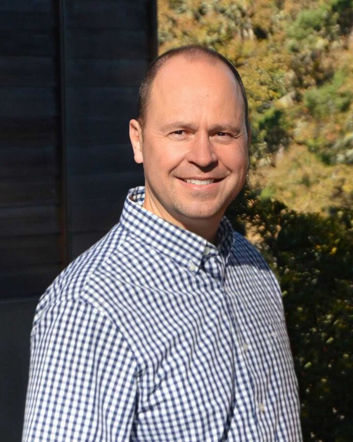 Tim Hayter, Real Estate Broker in Eugene, Professional Group