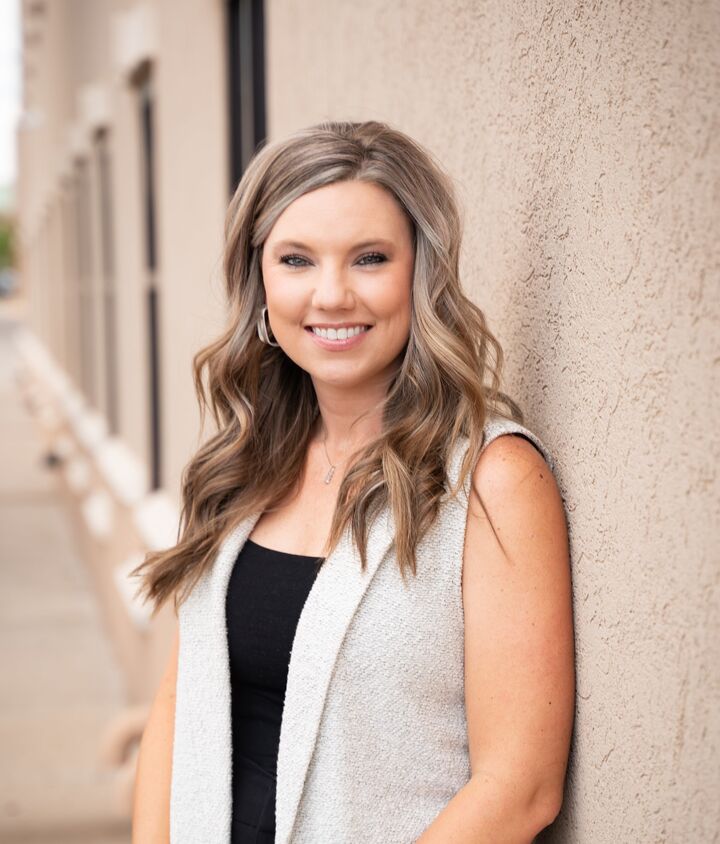 Whitney Safranek, Associate Real Estate Broker in Las Cruces, Steinborn & Associates