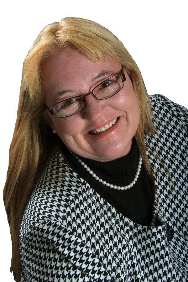 Julie Lee, Real Estate Salesperson in Eureka, Results