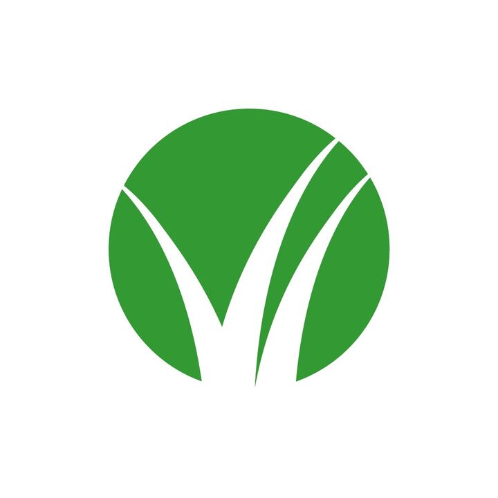 Lindsay Heiden,  in Omaha, The Good Life Group