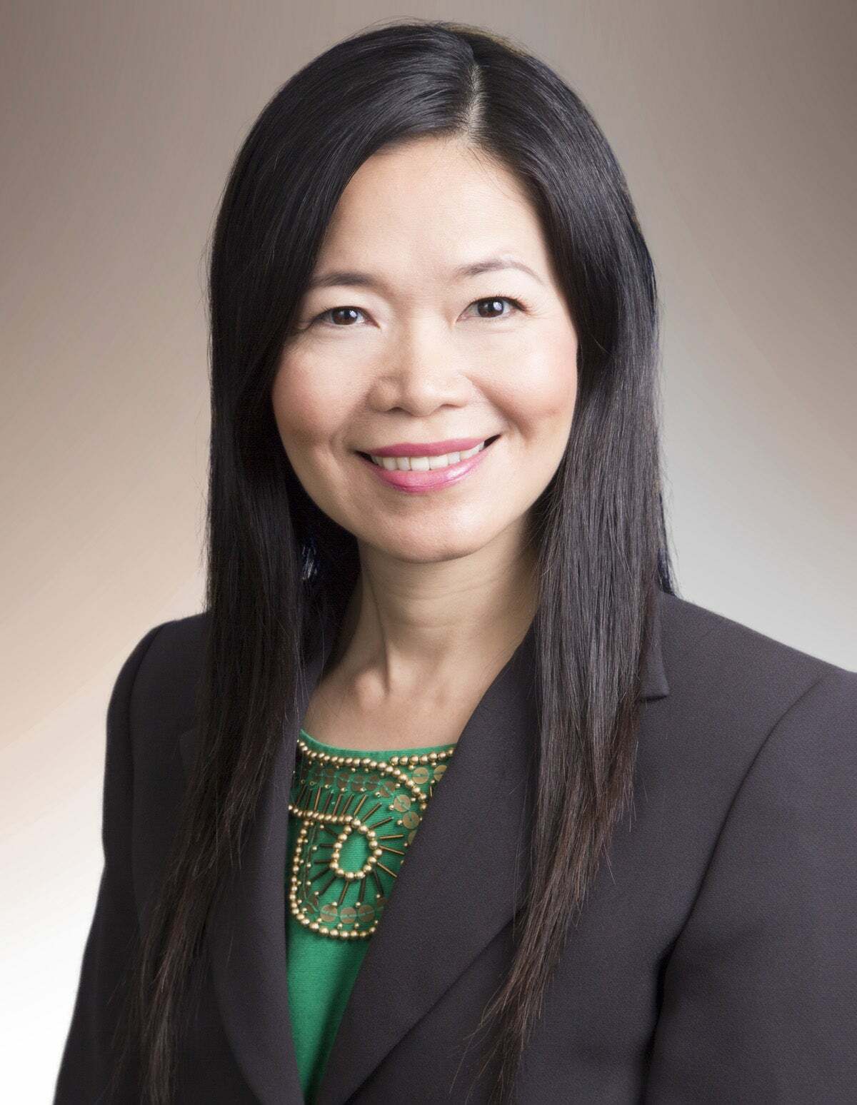 Amy Meiyen Wang (RA), Real Estate Salesperson in Honolulu, Advantage Realty