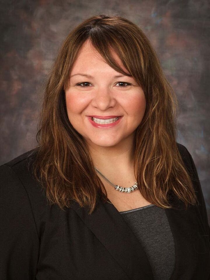 Gloria Phillips, Real Estate Salesperson in Holt, Affiliated