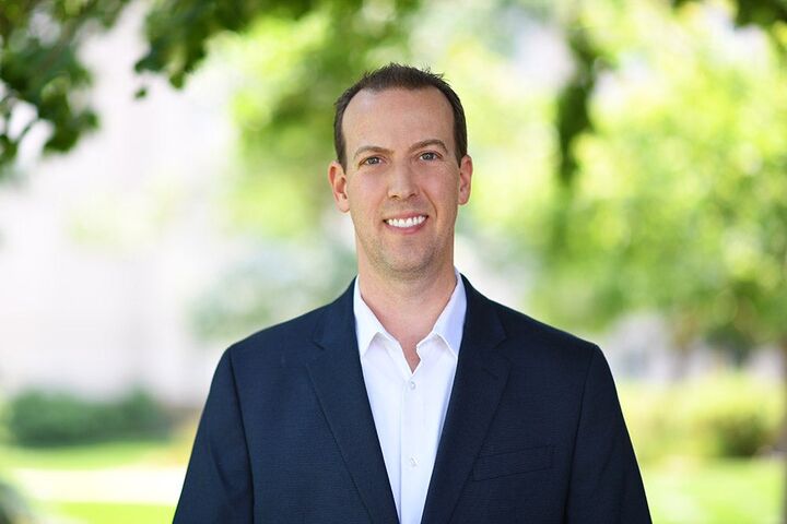 Chris Livingston - Coldwell Banker Realty - Denver Central - Business Photo