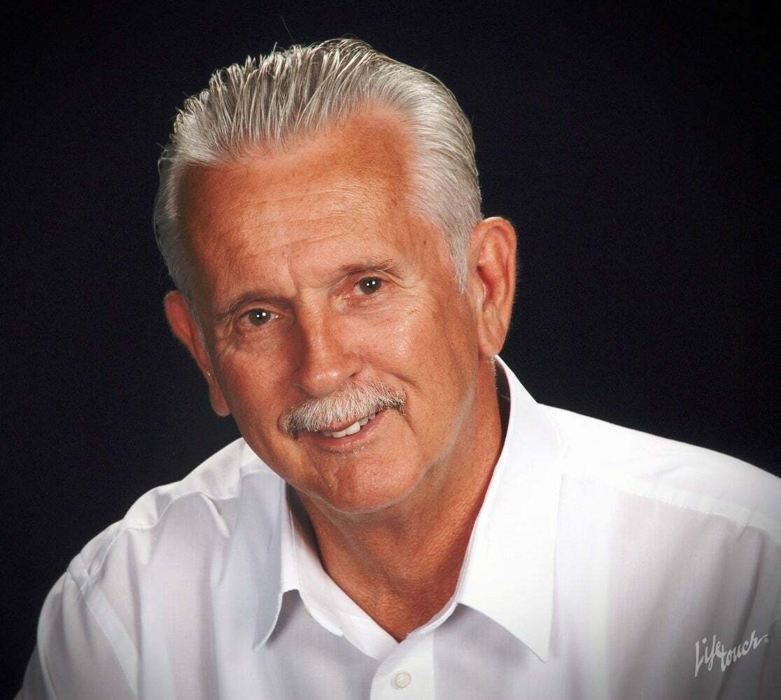 Mark Farquhar, Real Estate Salesperson in Richmond, Professionals