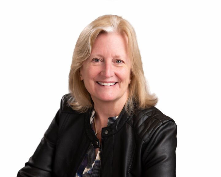 Lisa Luther, Real Estate Broker in Billerica, North East
