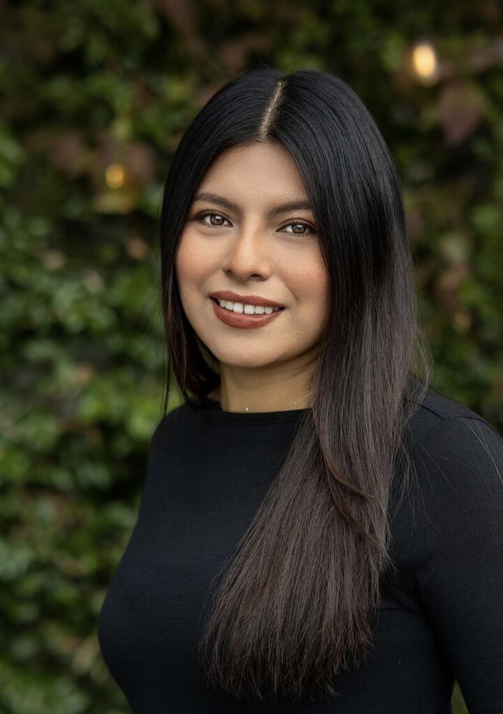 Sandra Ambrosio,  in Portland, Windermere