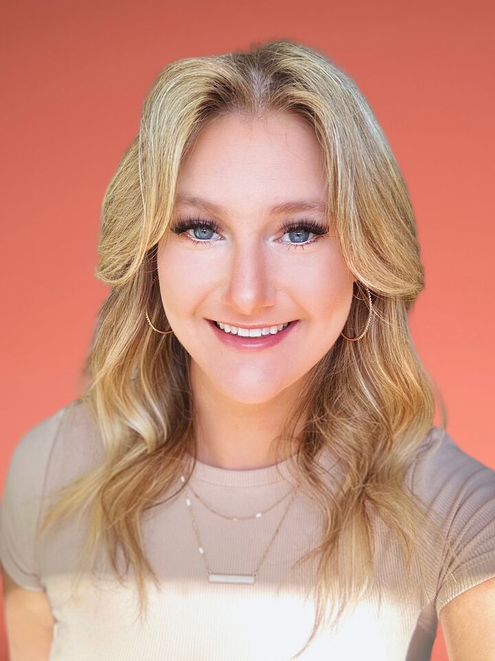 Chrissy Lockhart, Real Estate Salesperson in Manchester, Wright Realty