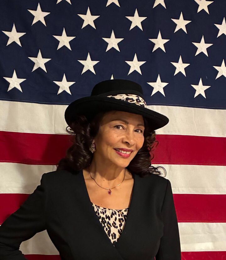 Dlorah Alva-Castles, Real Estate Salesperson in Roseville, Reliance Partners