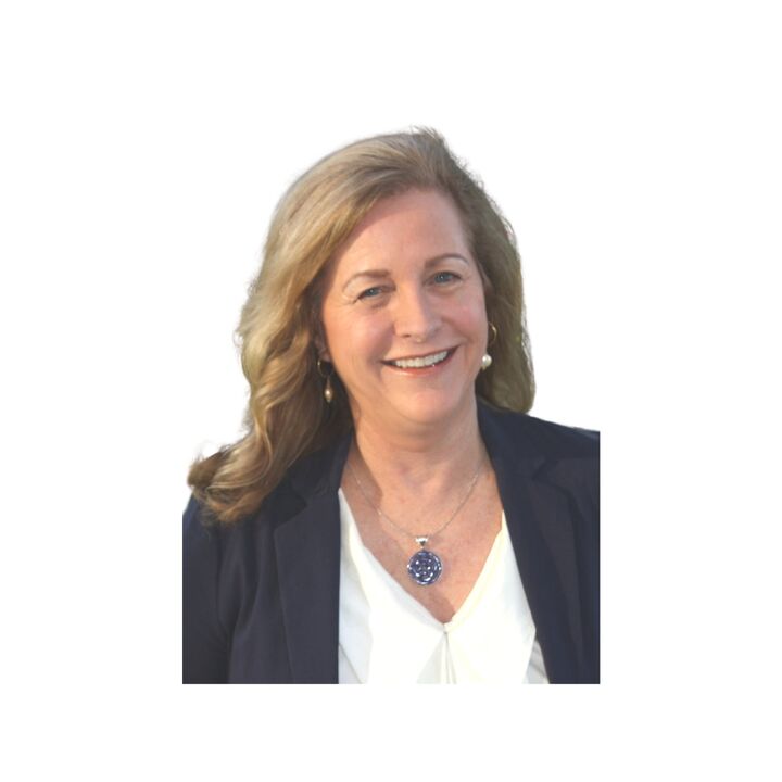 Lisa Anderson, Real Estate Salesperson in Carlsbad, ERA North Orange County Real Estate