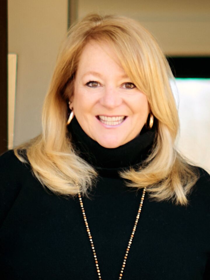 Rebecca McCullough, REALTOR® in Alexandria, McEnearney