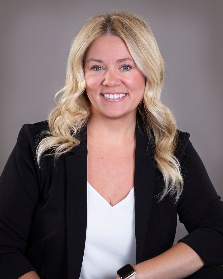 Leah Cory, Real Estate Broker in Greenwood, Scheetz