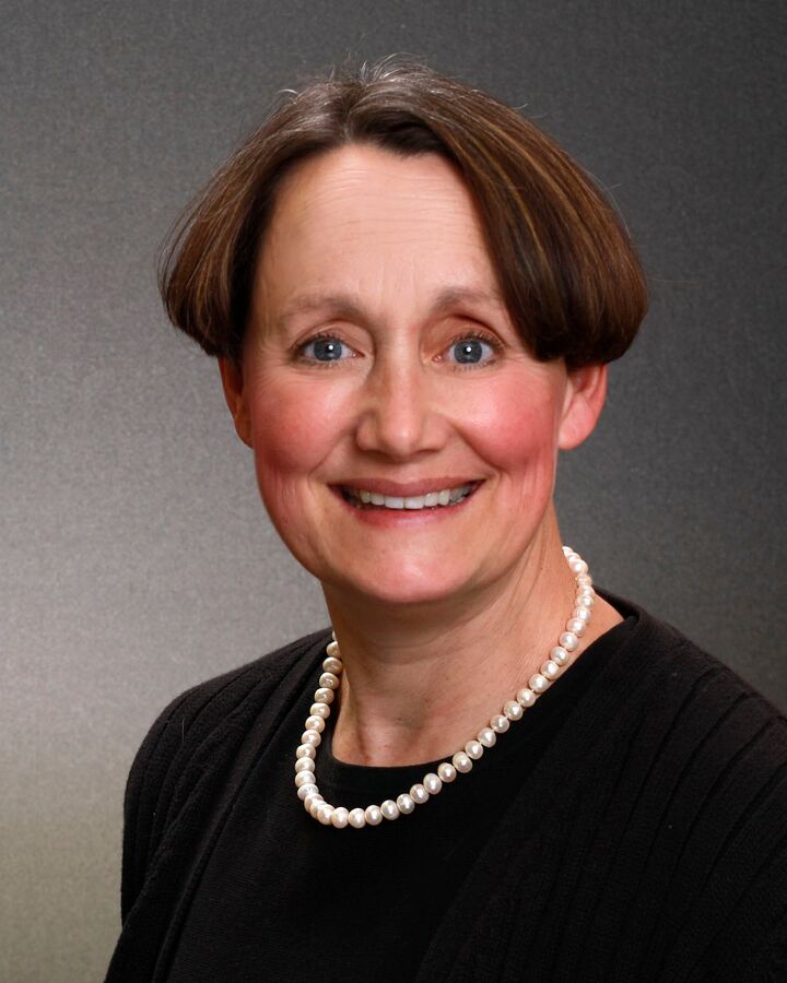 Kimberly McKie-Nosen, Real Estate Broker in Canby, Realty Partners