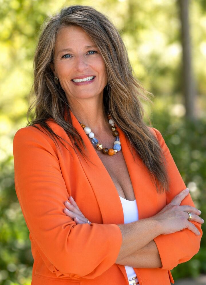 Rachael C. Mueller, REALTOR® in La Quinta, Windermere