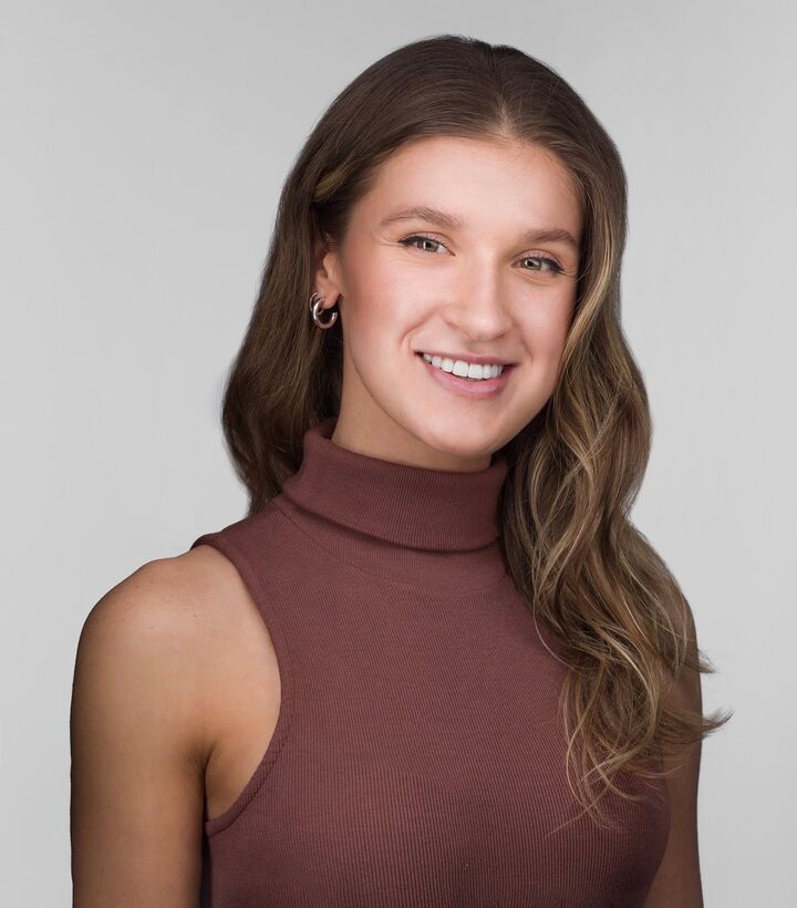 Mariya Nakonechna,  in Birmingham, Professionals