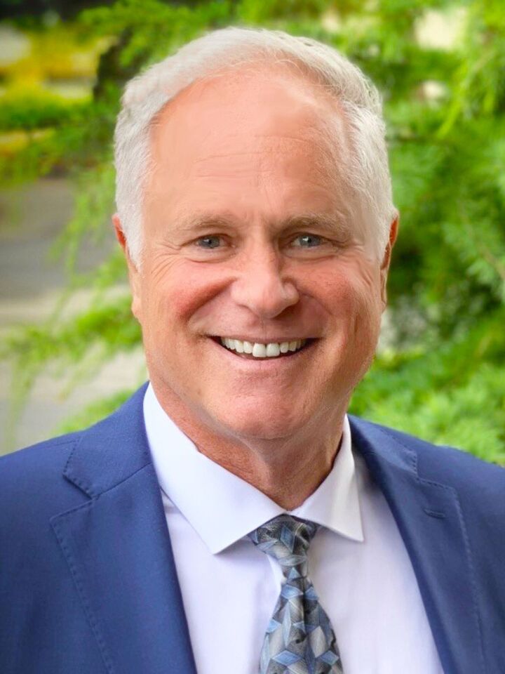 Gary Alston, Owner in Shoreline, Windermere