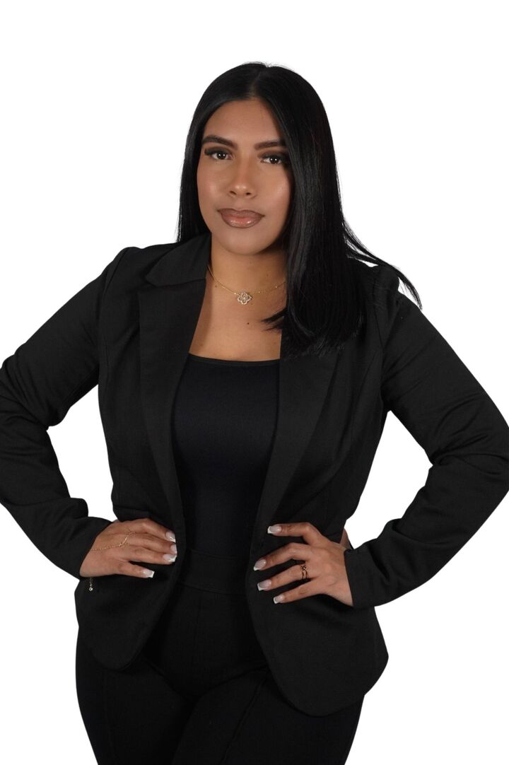 Franshe Pulliza, Real Estate Salesperson in Monroe, Gaetano Marra Homes