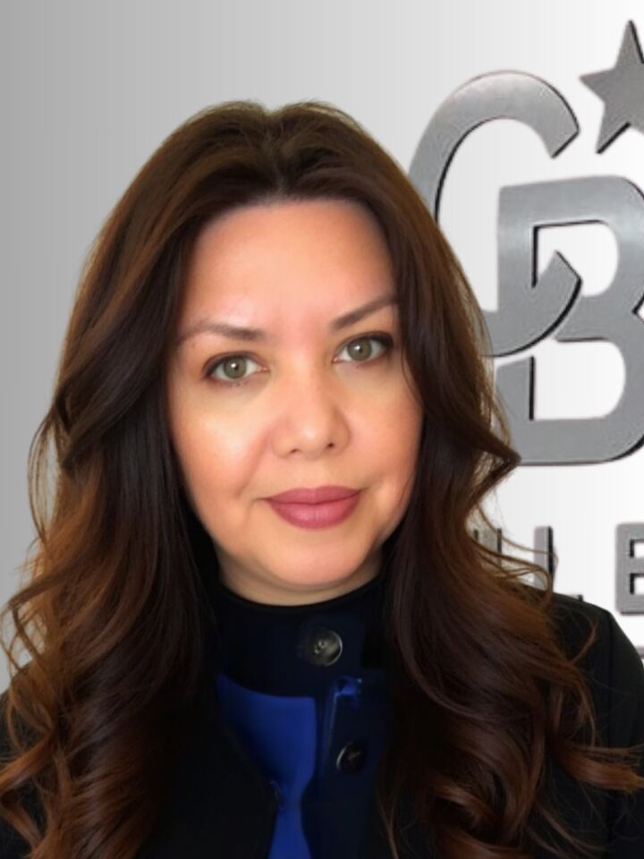 Jennifer Burke, Real Estate Salesperson in Brecksville, Schmidt Family of Companies