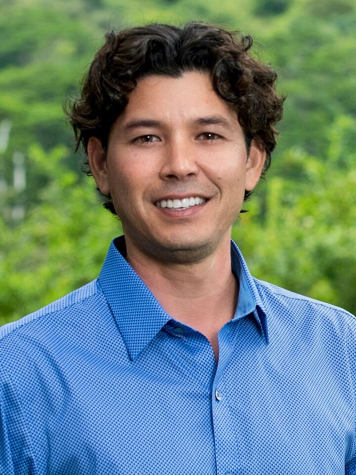 Adrian Mols, Real Estate Salesperson in Honolulu, Pacific Properties