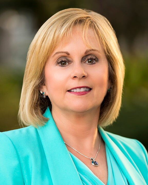 Anita Roederer,  in Tampa, Tomlin St Cyr Real Estate Services ERA Powered