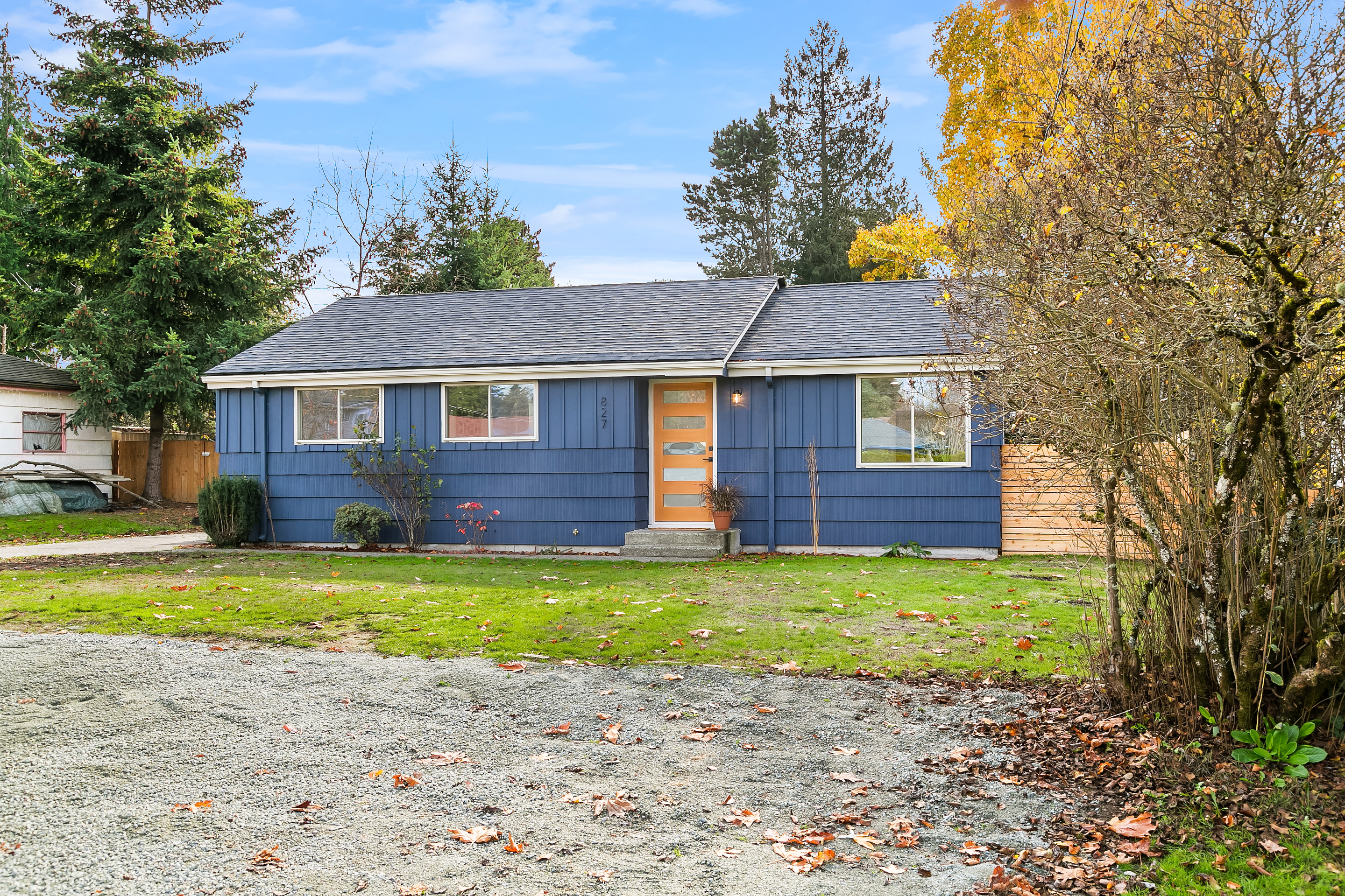 Property Photo:  827 SW 126th St  WA 98146 