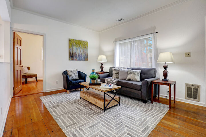 Property Photo:  725 N 103rd Street  WA 98133 