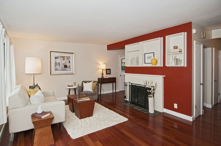 Property Photo:  4506 NE 94th St  WA 98115 