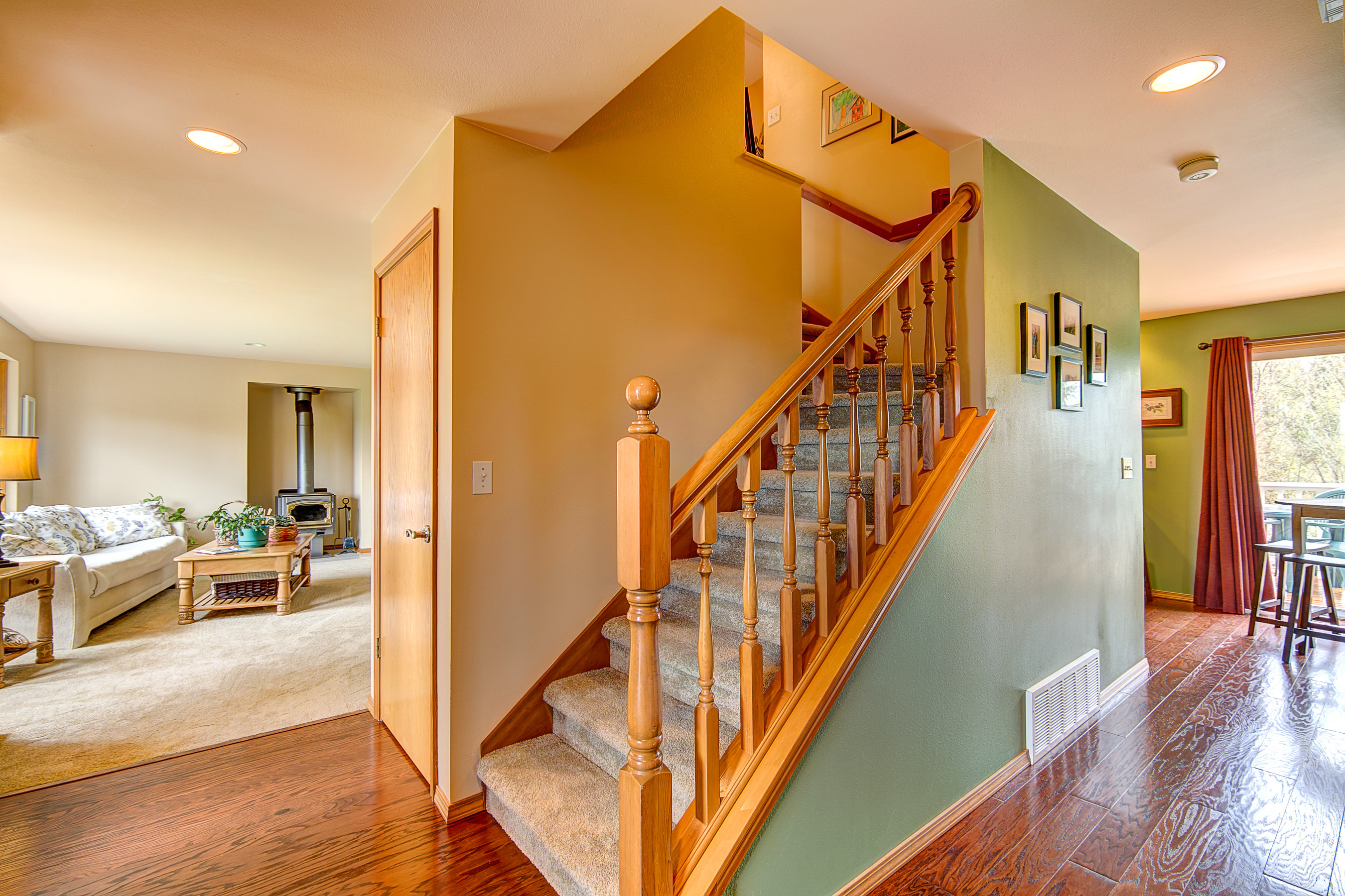 Property Photo: Foyer 23432 Aldora Place  WA 98272 